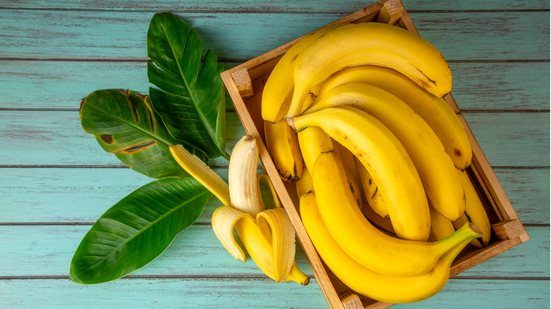 A banana é uma fruta repleta de benefícios. - Esin Deniz/istock