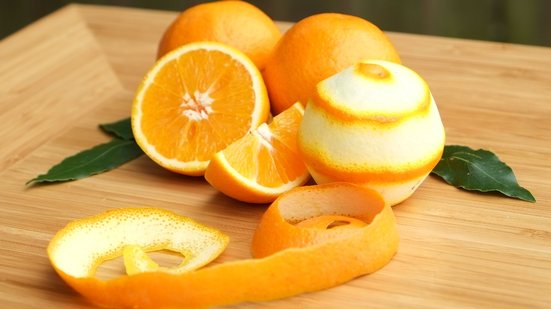 A laranja é uma das frutas mais benéficas, mas será que o bagaço dela faz bem também? - russwitherington1 / iStock